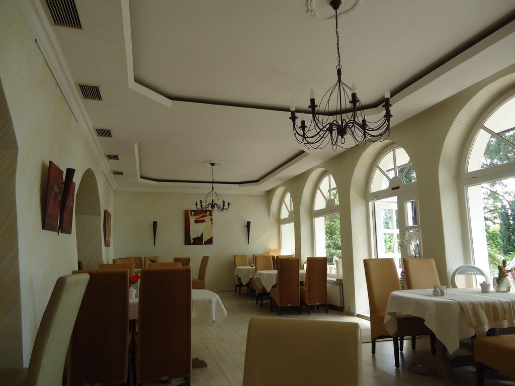 Hotel Seeresidenz Gesundbrunn Plau am See Exterior foto